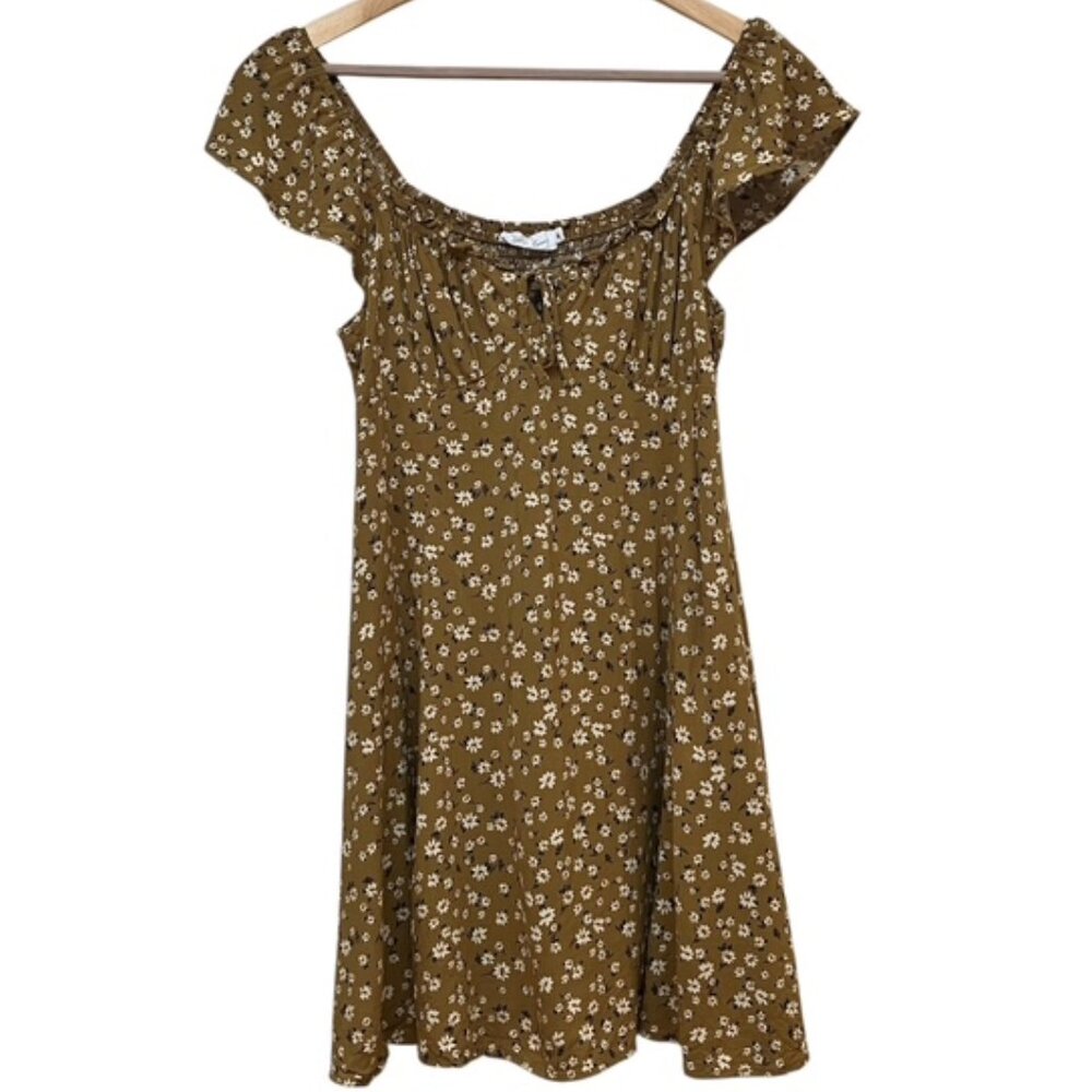 All In Favor Caramel floral short sleeve dress size M
